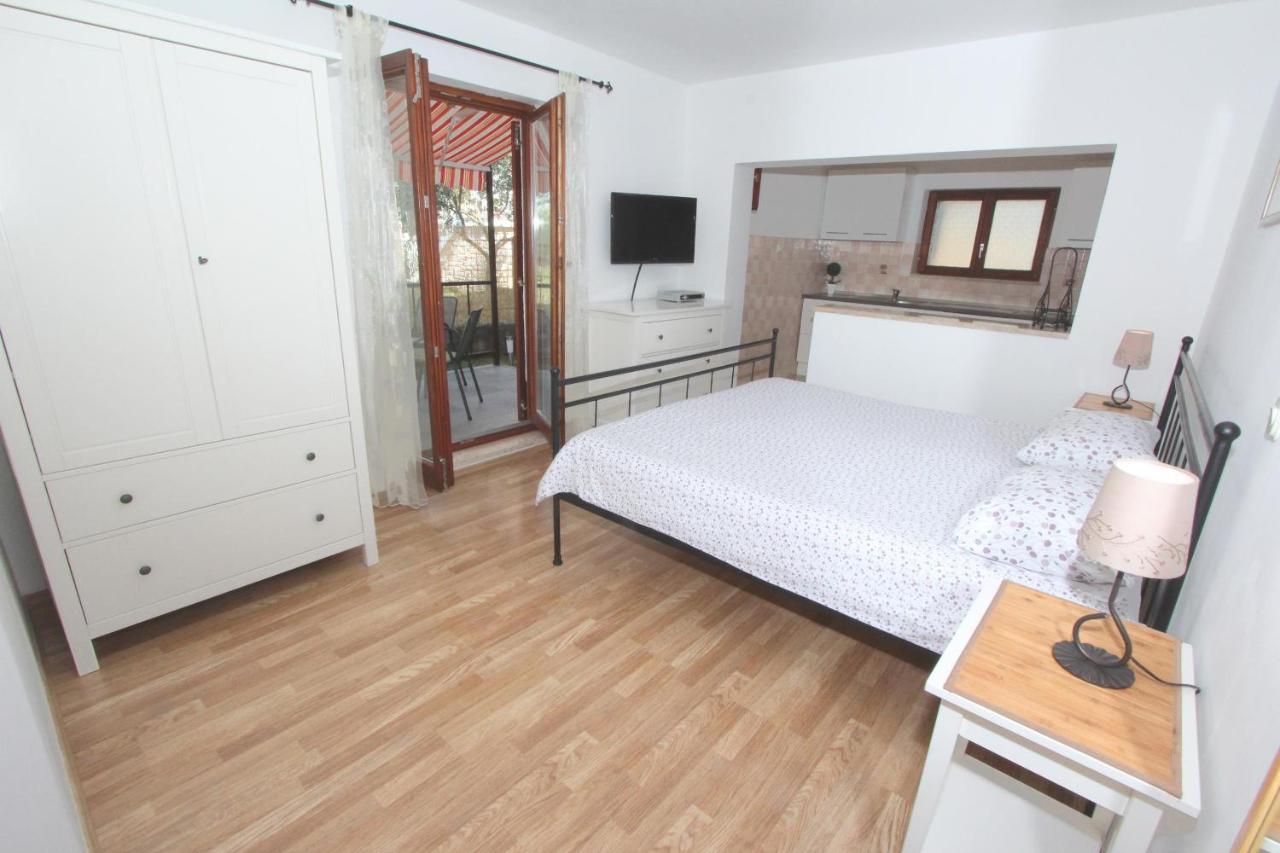 Apartments Mirela Ровинь Экстерьер фото